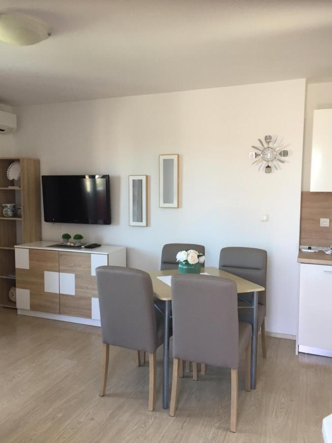Apartments Mare ปูนัต ภายนอก รูปภาพ