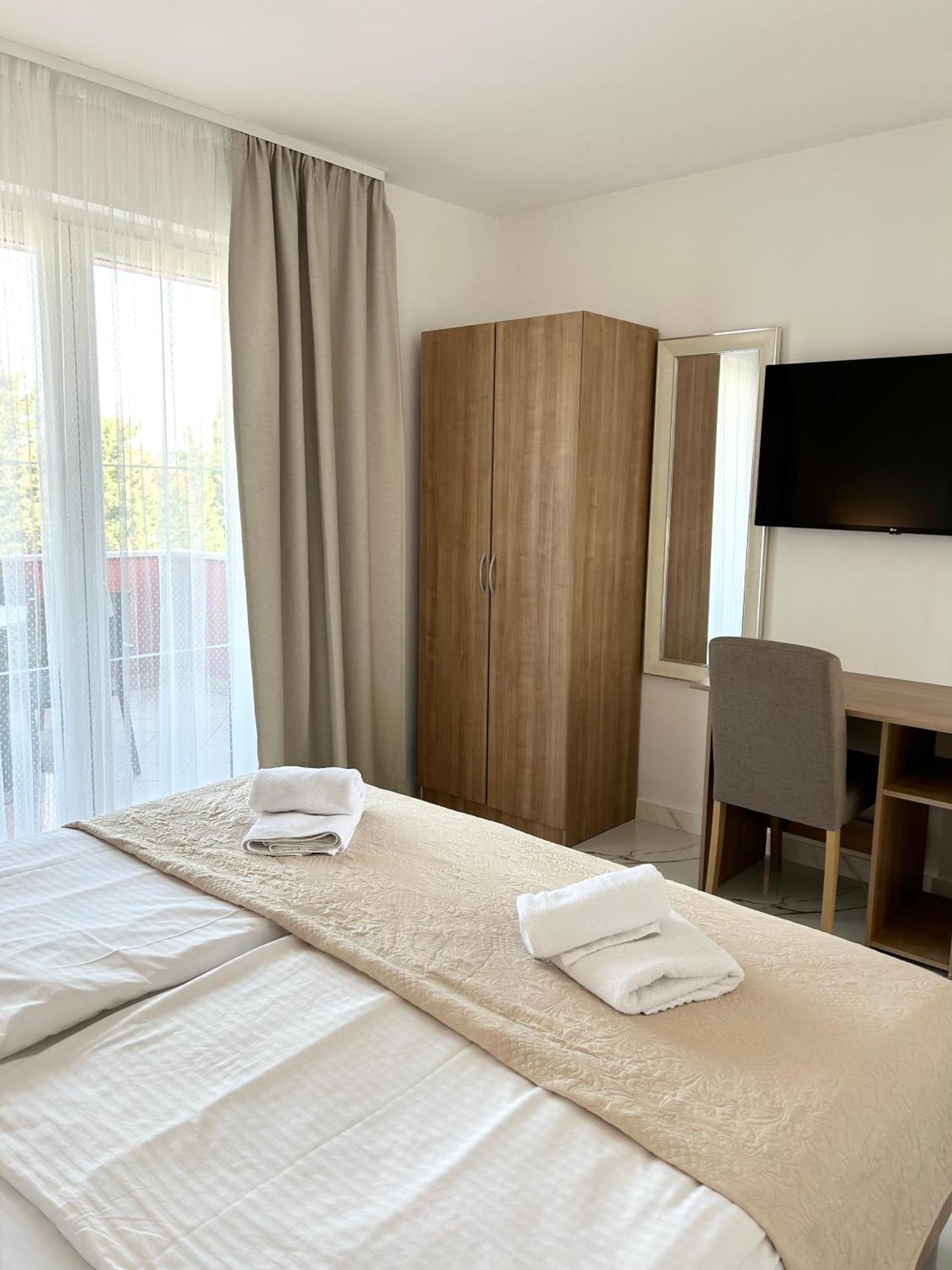 Apartments Mare ปูนัต ภายนอก รูปภาพ